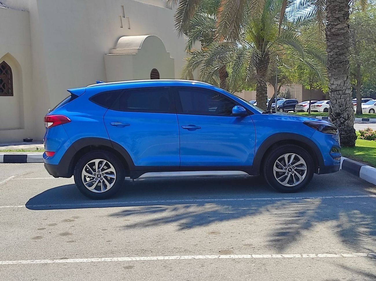Hyundai Tucson 2.0L 2.0L