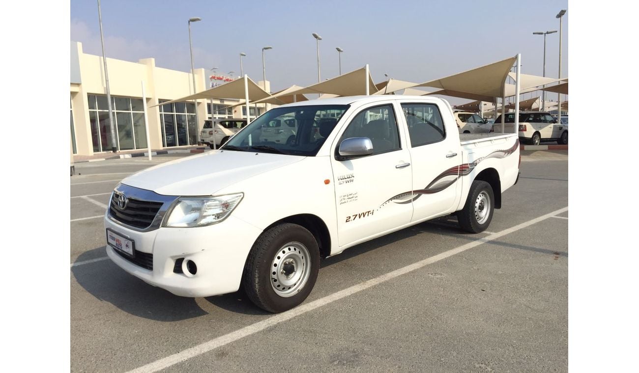 Toyota Hilux 4X2 AUTOMATIC