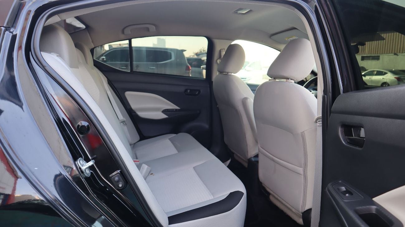 نيسان صني SV