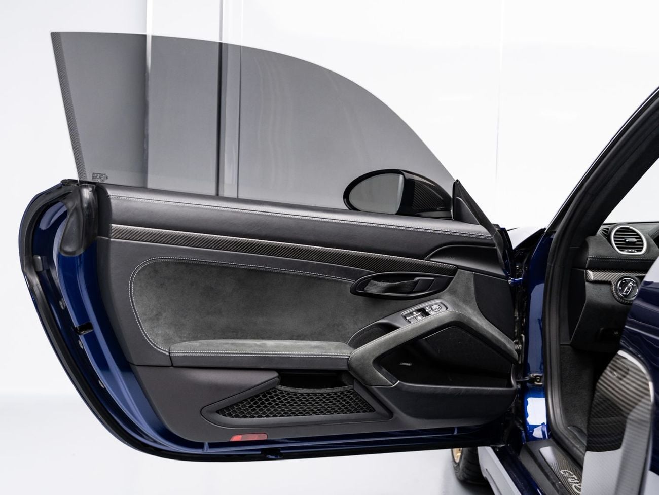 بورش كايمان Exclusive Extended Eid Offer - Limited Time Only! March 2028 Porsche Warranty, GCC