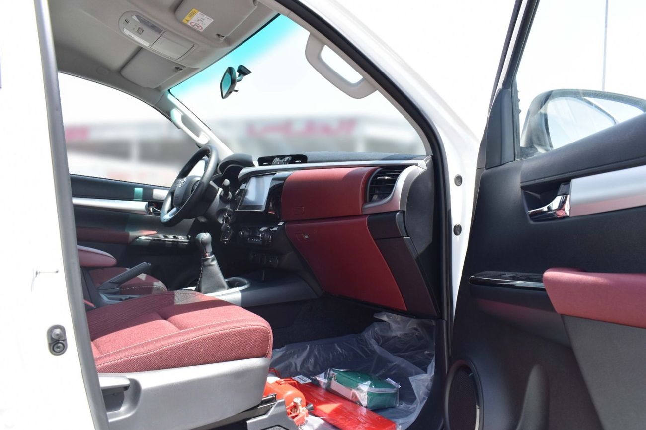 Toyota Hilux 2025 MODEL:TOYOTA-HILUX 4X4 2.7 MT DC DISPLAY AUDIO AUTO & RR AC, W/O  BEDLINER MATERIAL CODE: THX27