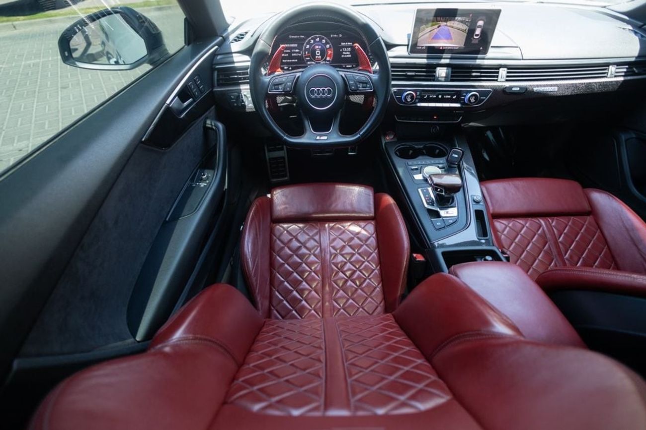 Audi S5 TFSI quattro 3.0L