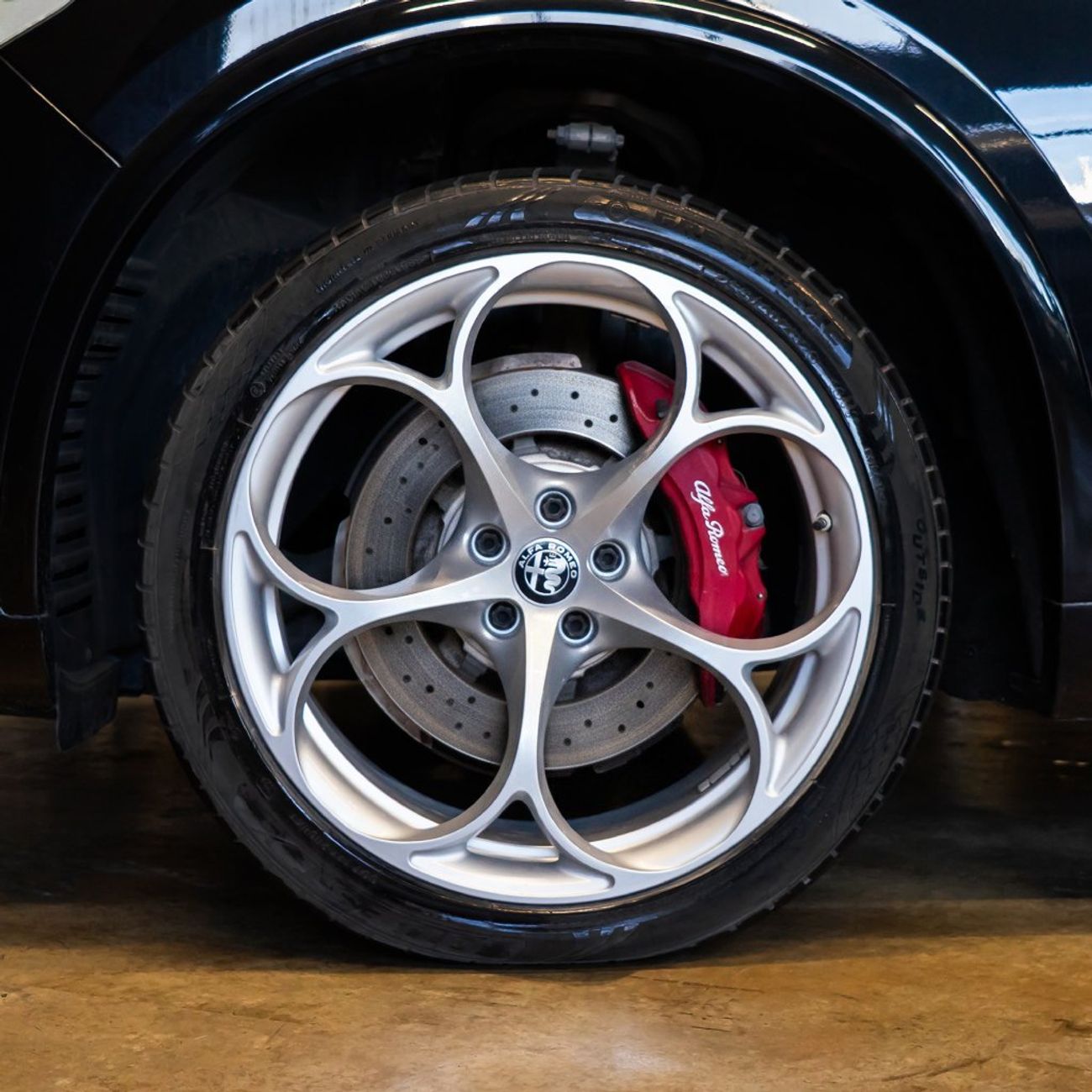 Alfa Romeo Stelvio Quadrifoglio 2.9L (503 HP) AED 3,065 pm  • 0% Downpayment • Alfa Romeo Stelvio Quadrifoglio •   Agen