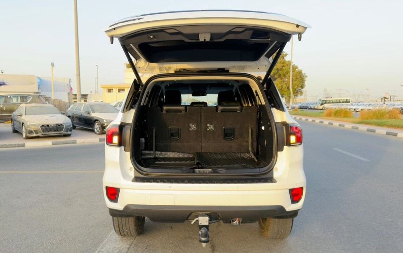 Ford Everest SPORTS | PUSH START | 2.0L DIESEL ENGINE | PARKING SENSORS | BACK CAMERA | AUTO | 2024 | RHD | 2WD