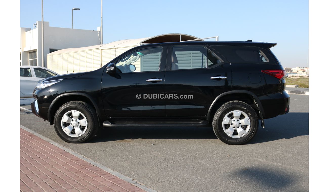 Toyota Fortuner 2018 SR5 SUV WITH GCC SPEC