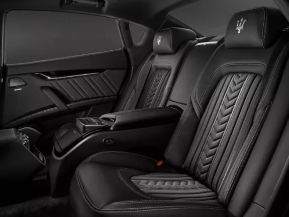 مازيراتي كواتروبورتي interior - Rear Seats