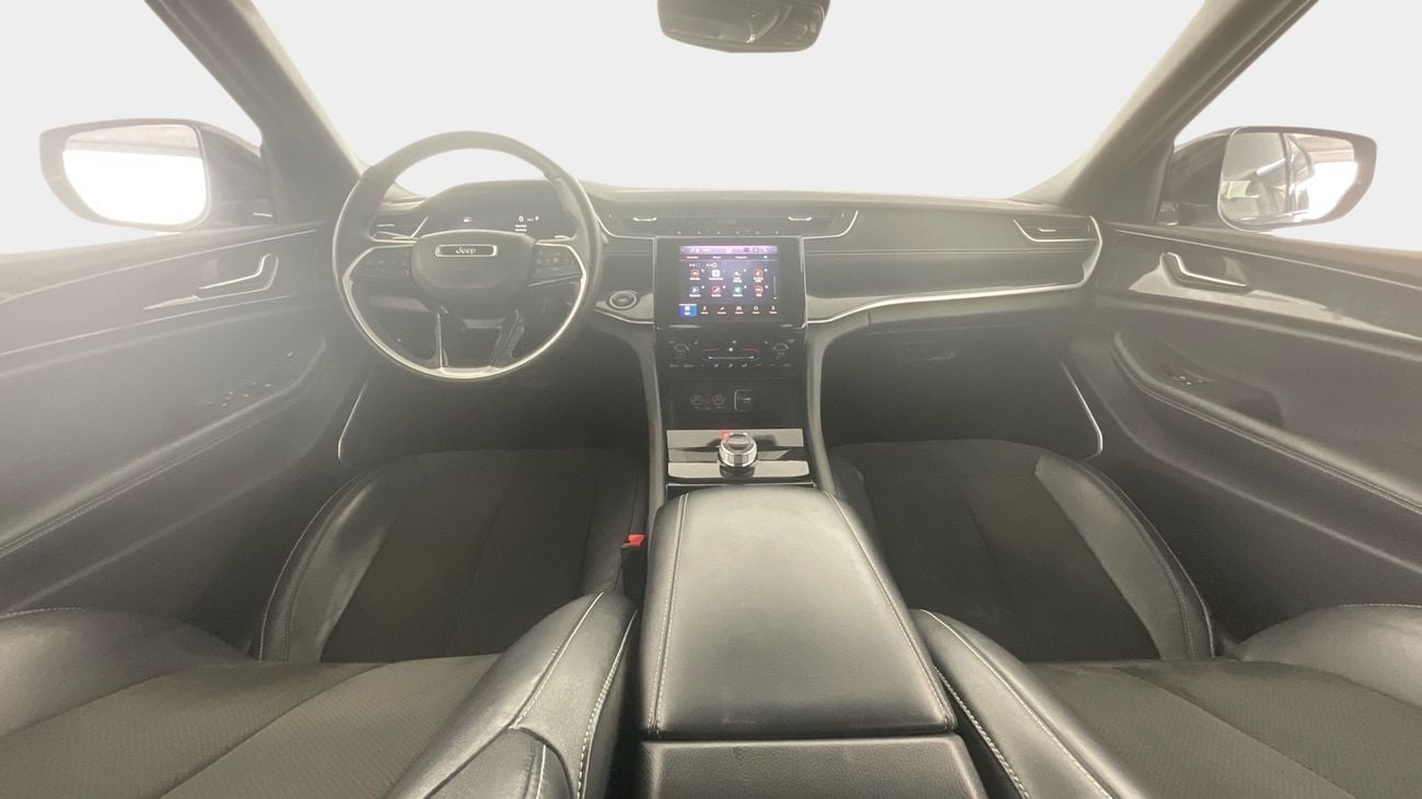 جيب جراند شيروكي Altitude | upto AED 20,000 Ramadan Discount | شامل الضمان | 0 ﺪﻔﻋﺓ ﺃﻮﻟﻯ