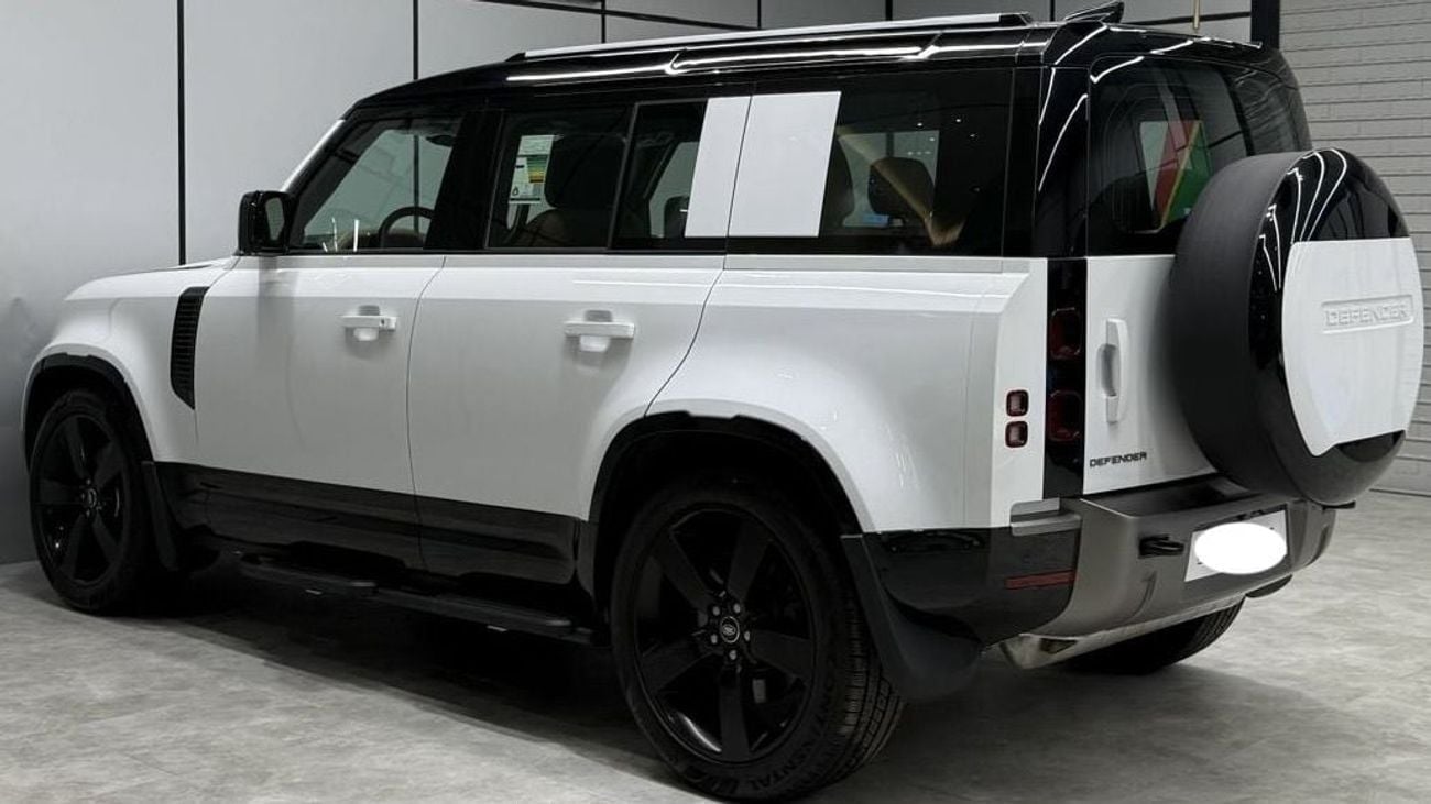 لاند روفر ديفندر 110 X-Dynamic HSE P400 3.0L