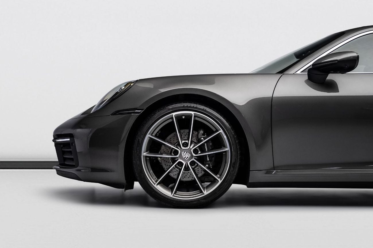 Porsche 911 Carrera 3.0L (444 HP) Coupe Carrera 3.0L (388 HP) Coupe 2024 Porsche 911 Carrera, 3.0 TC F6 RWD, 388