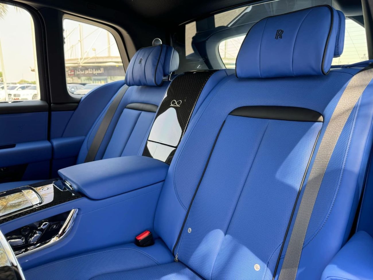 Rolls-Royce Cullinan GCC SPEC NEAT AND CLEAN LESS KILOMETER