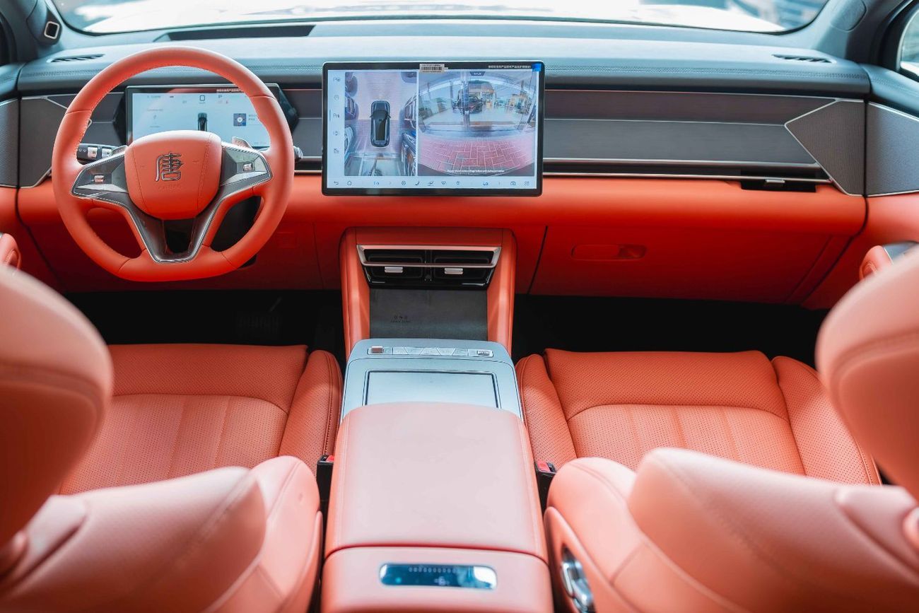 بي واي دي تانغ ل EV RWD