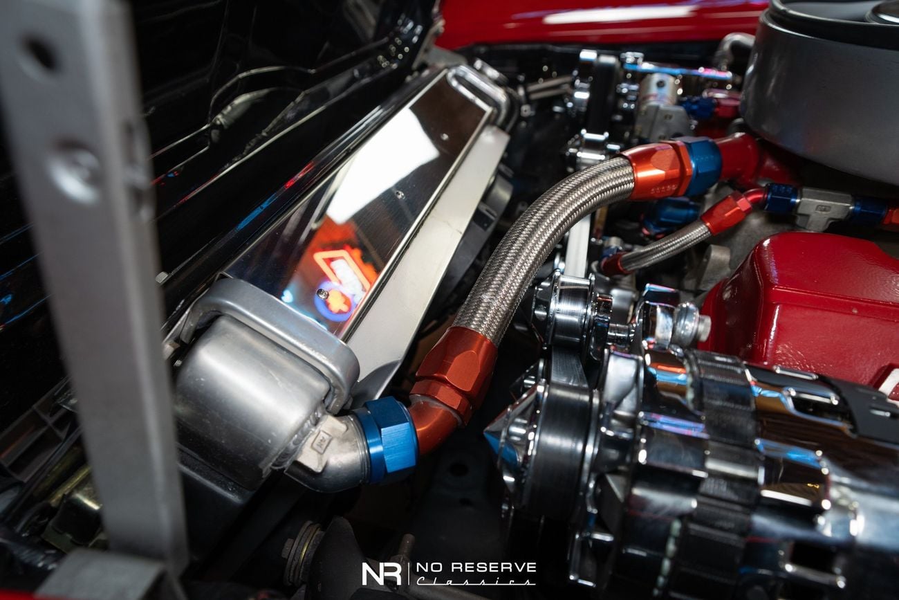 شيفروليه كورفت ZZ502 6 Speed Widebody Restomod