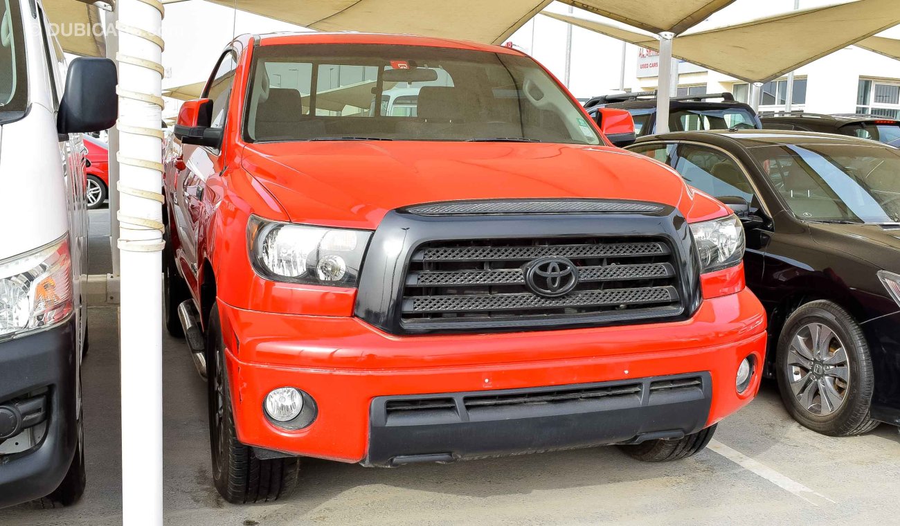 تويوتا تاندرا 5.7L V8 SR5 TRD