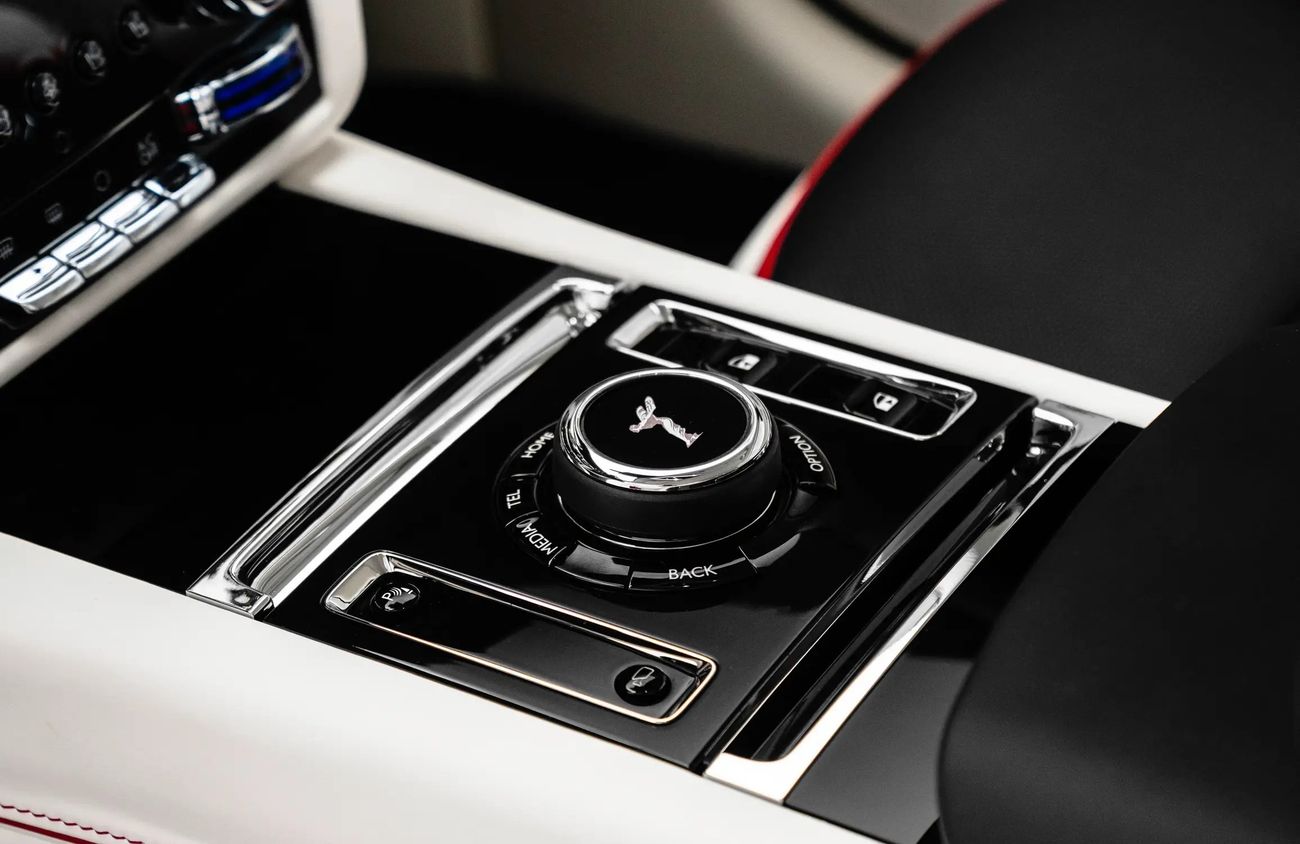 رولز رويس سبيكتر Dual Electric Motors