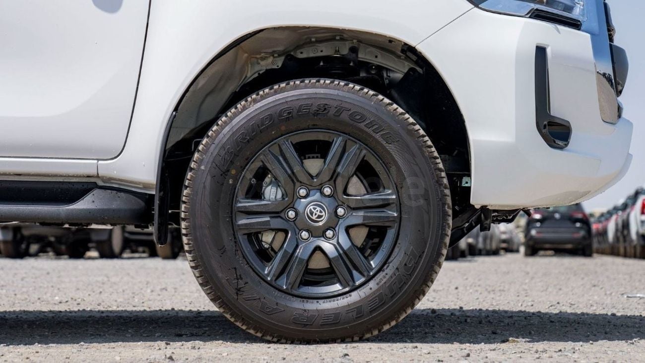 Toyota Hilux Toyota Hilux 2.4L Diesel AT Full Option 2025