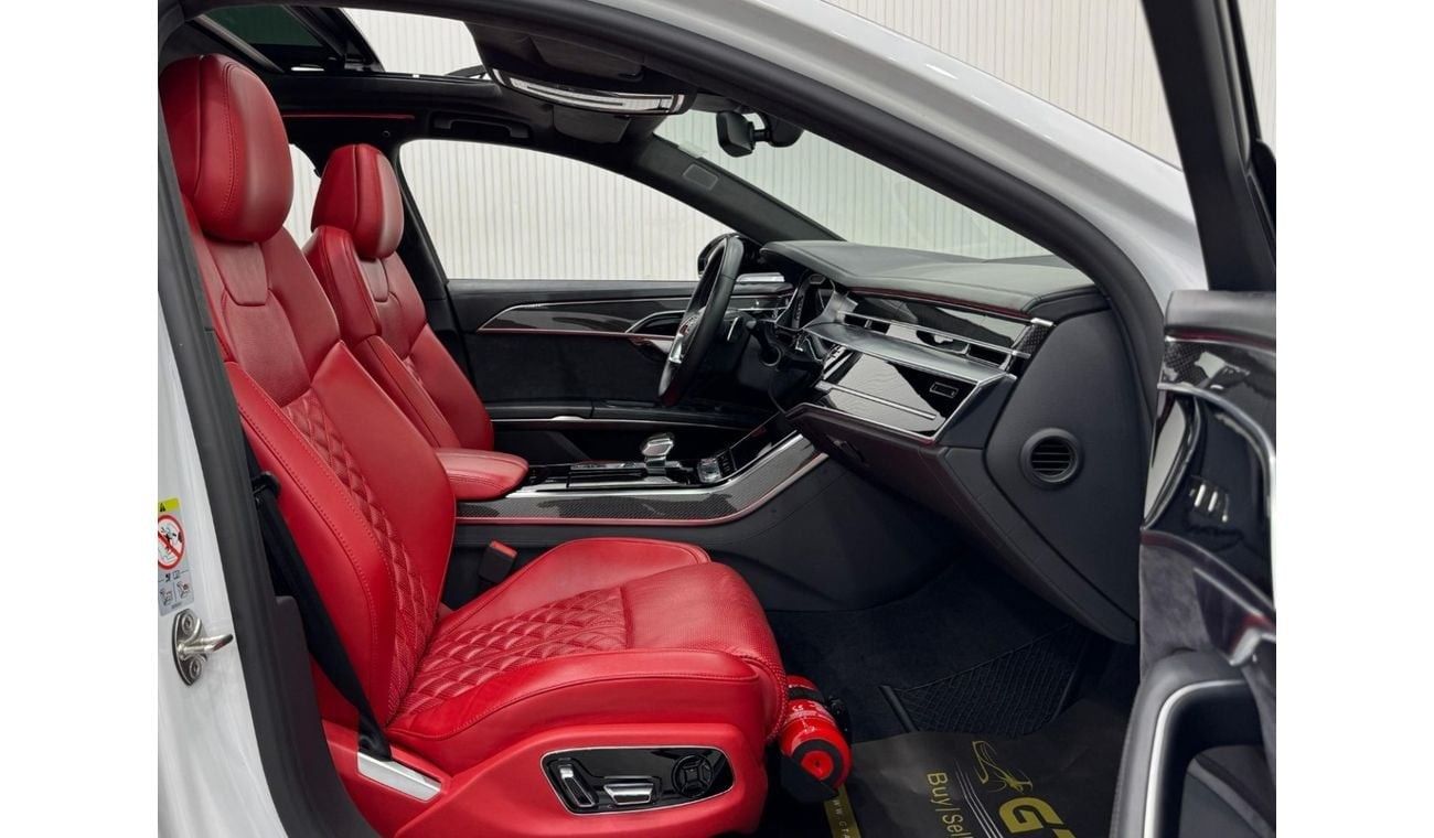 Audi S8 TFSI quattro 4.0L