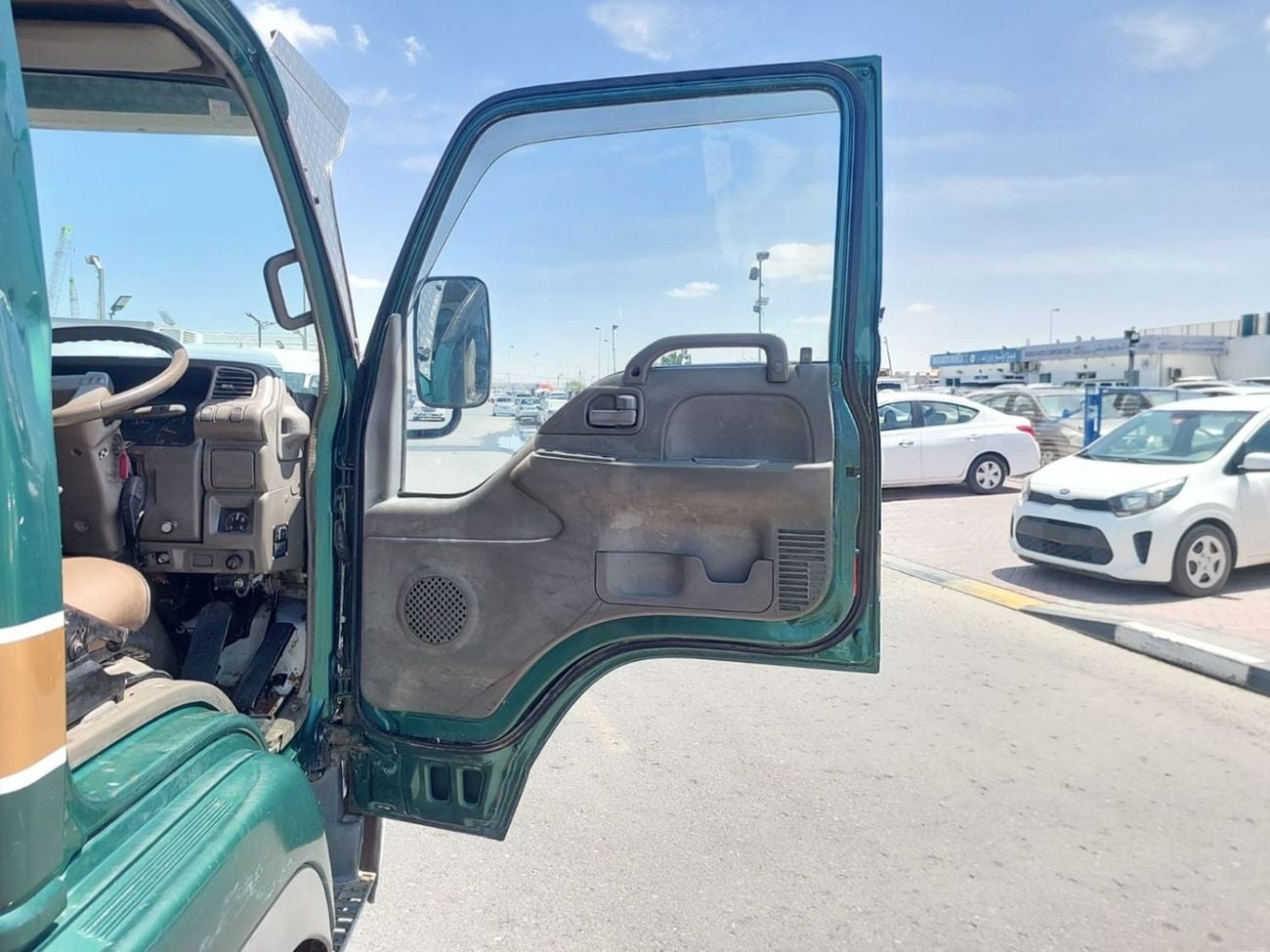 إيسوزو فوروارد ISUZU FORWARD JUSTON DUMPER TRUCK RHD 1995 MODEL 8.2 L DIESEL MANUAL(PM000298)