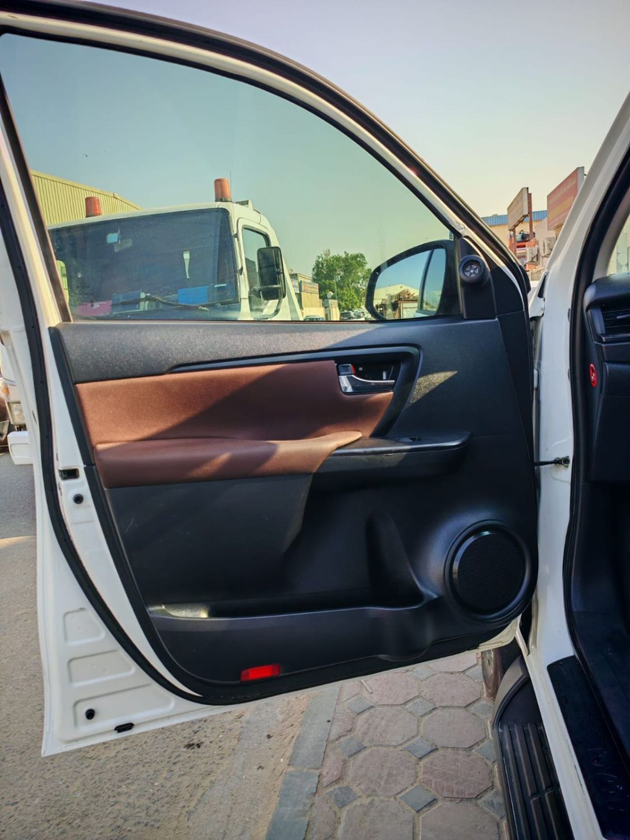 تويوتا فورتونر VX2 4X4 Diesel 2.8L