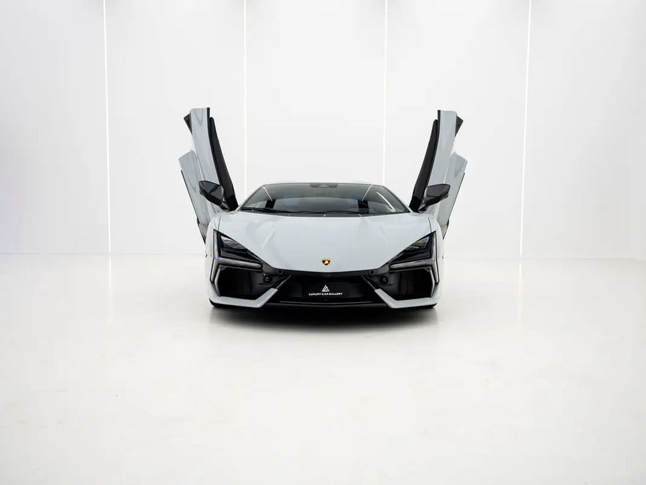 Lamborghini Revuelto SPORTIVA GCC Specs | 3300 km | WARRANTY & SERVICE
