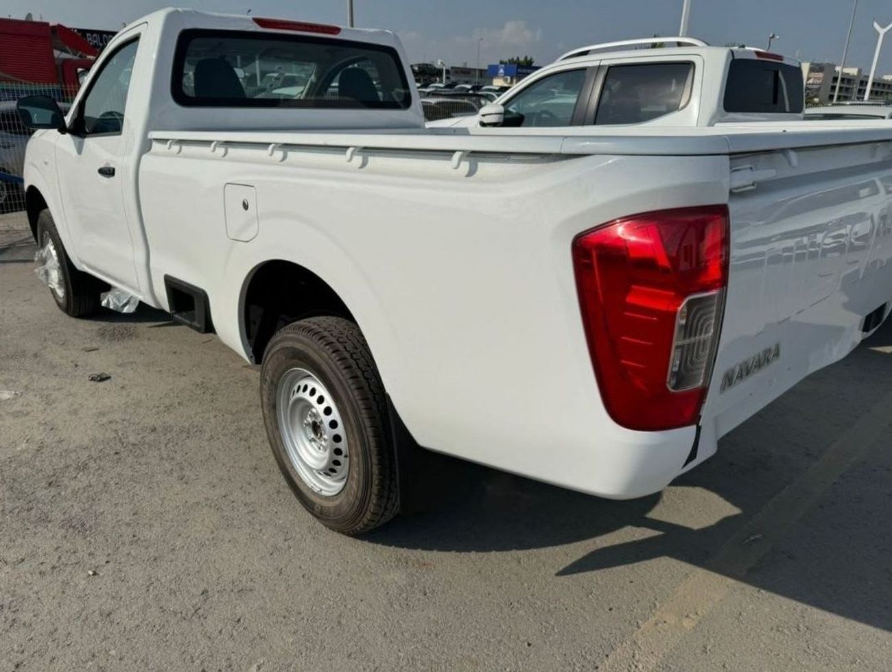 نيسان نافارا 2023 نيسان نافارا بيك أب 4X4 2.5L ديزل كابينة واحدة أوتوماتيك صفر كيلومتر