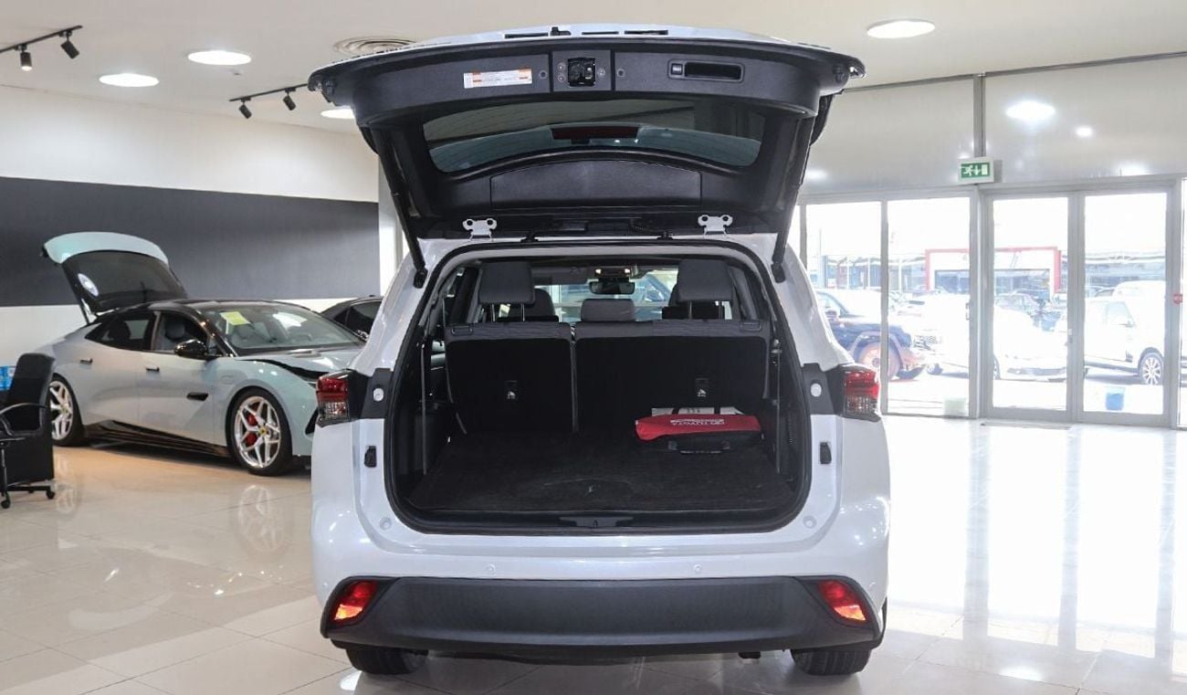 Toyota Highlander 2022 Model Toyota Highlander GLE, 2.5L Hybrid AWD A/T