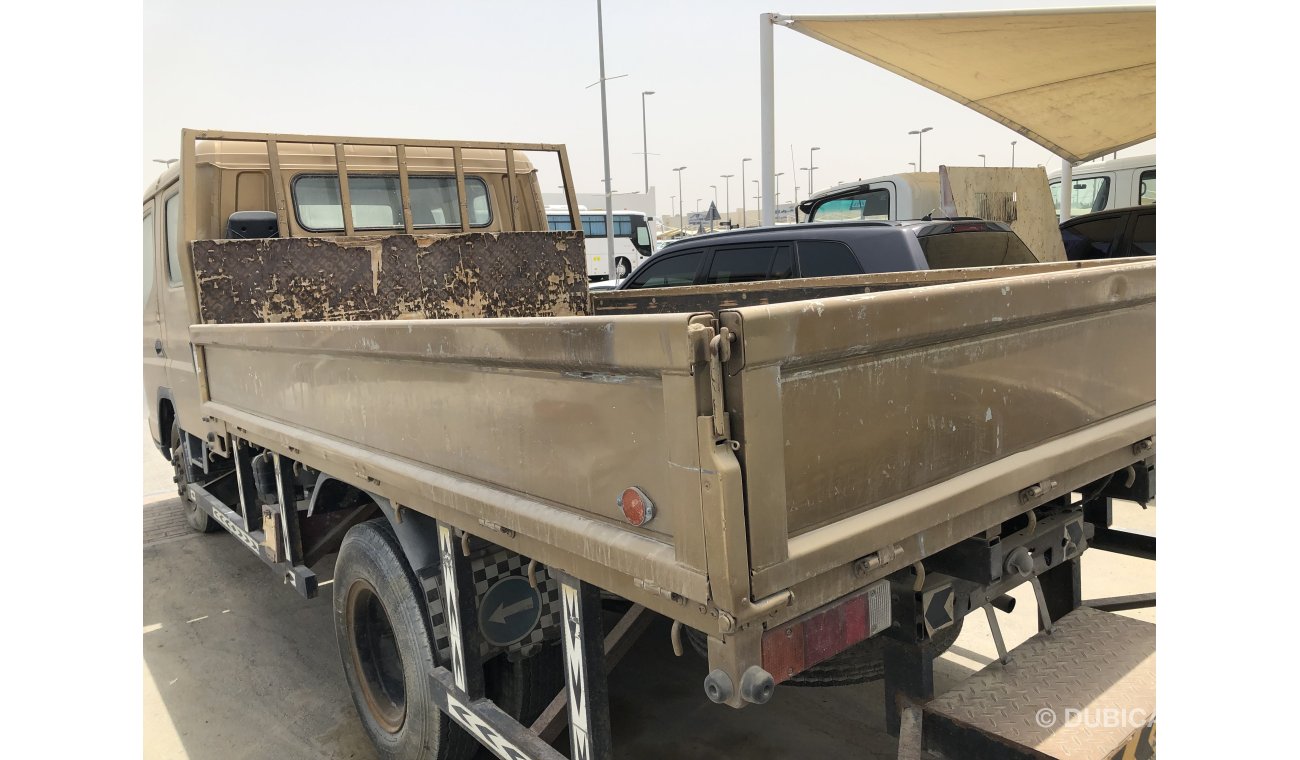 ميتسوبيشي كانتر Mitsubishi canter d/c pick up,model:2013. only done 130000 km