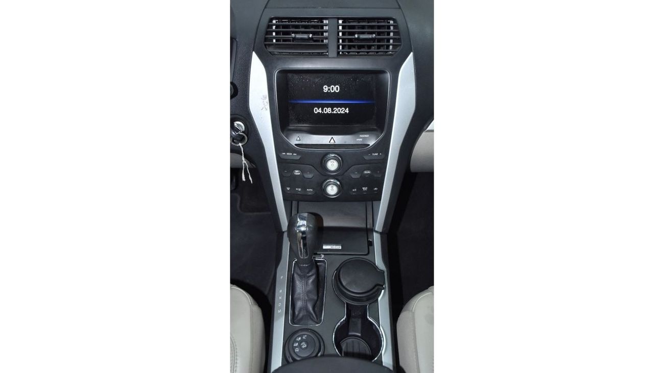 Ford Explorer EXCELLENT DEAL for our Ford Explorer XLT 4WD ( 2015 Model ) in Black Color GCC Specs