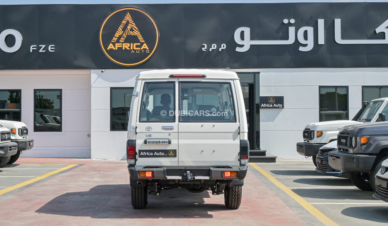 Toyota Land Cruiser 70 4.0L. V6. A/T