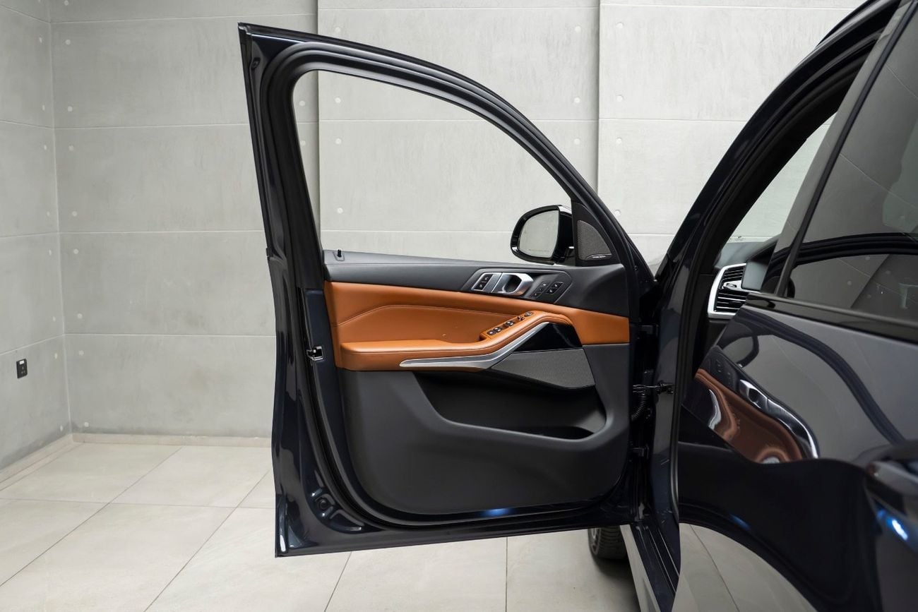 بي أم دبليو X5 M50i EXCLUSIVE