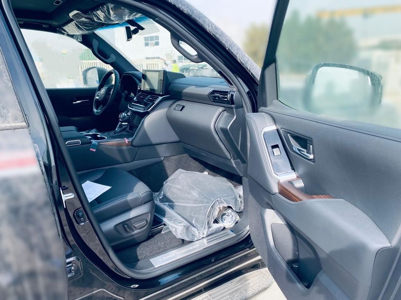 Toyota Land Cruiser NEW TOYOTA LAND CRUISER GXR 3.5L TT A/T - MID 2025