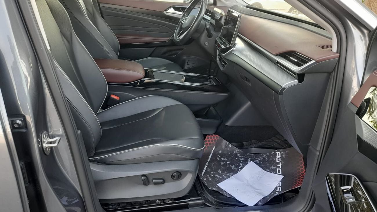 فولكس واجن ID.6 Volkswagen ID6 CROZZ Model Year 2021 Mileage- 133,000 km Well maintained car Already registered in U