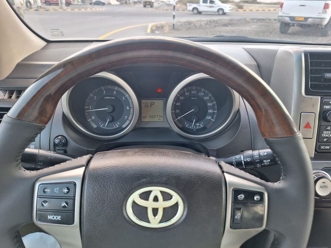 Toyota Prado 2.7L PETROL TXL AUTOMATIC TRANSMISSION