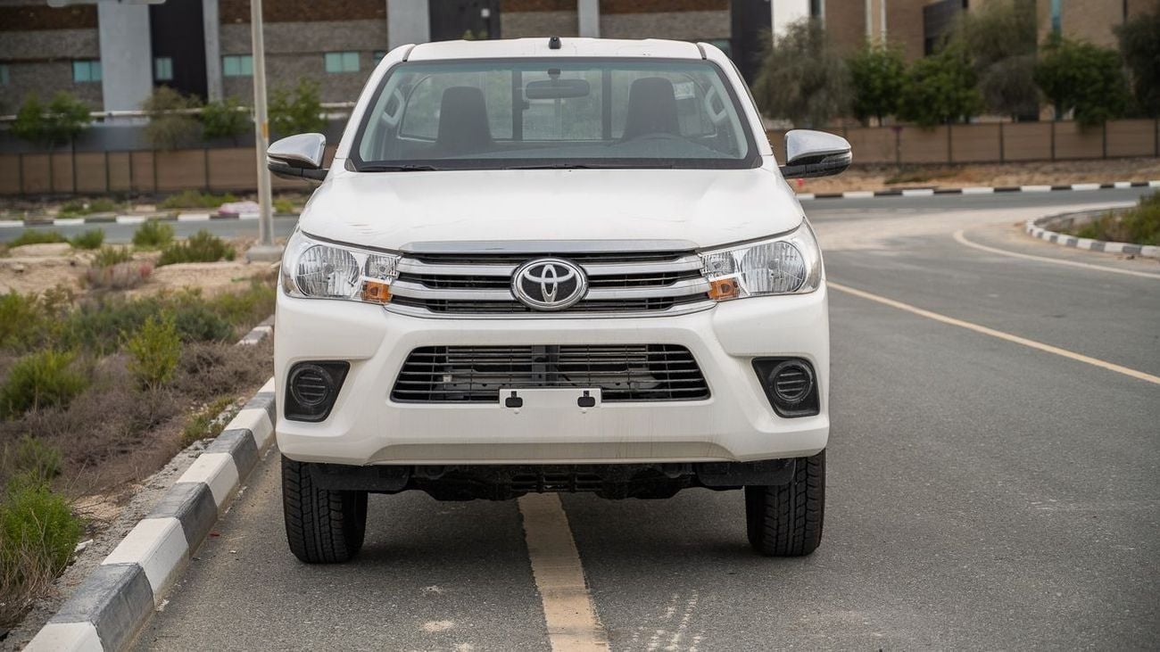 Toyota Hilux GL TOYOTA HILUX 2.4 SINGLE CABIN BASIC 4X4 MT -2026YM