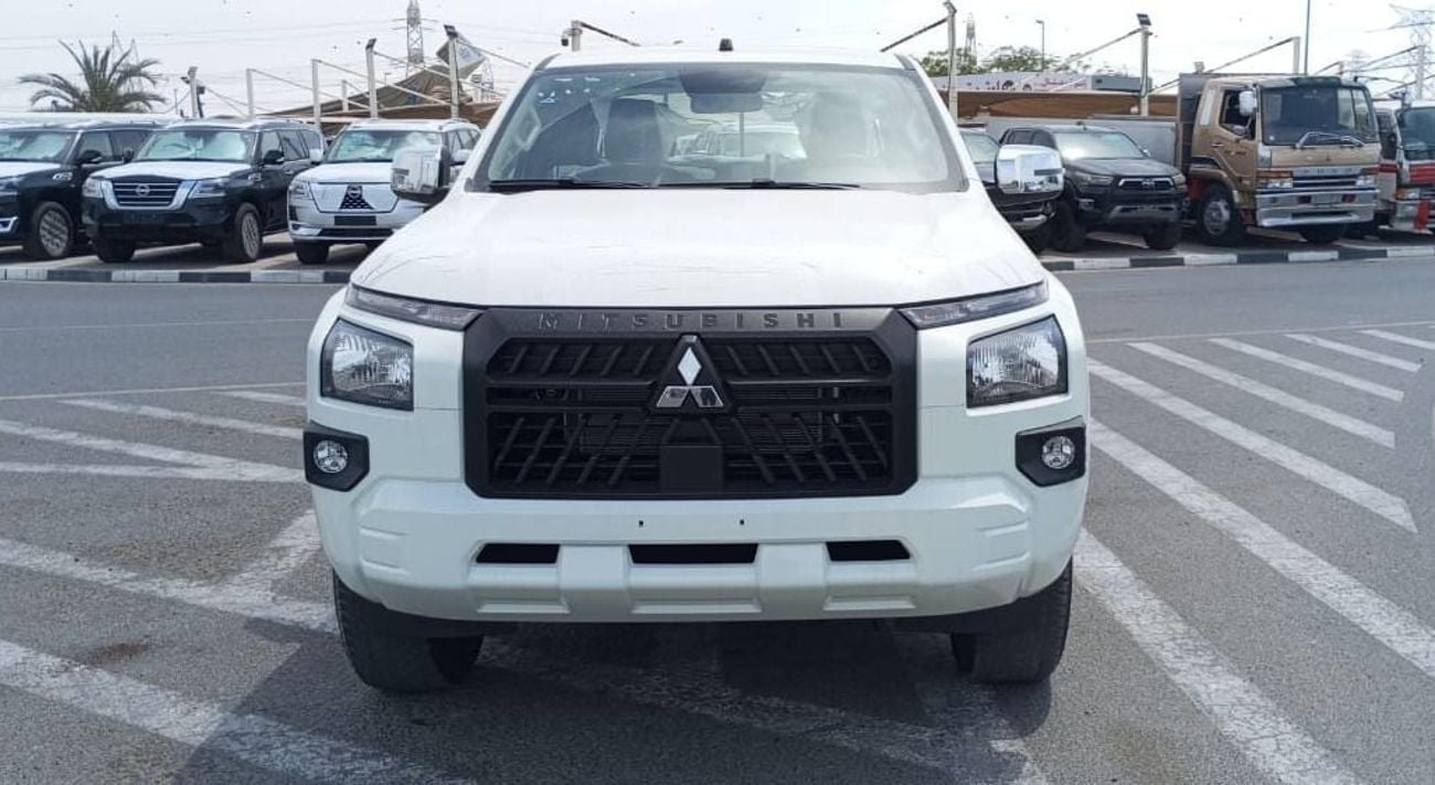 Mitsubishi L200 MITSUBISHI L200 2.4L GLS PETROL 4WD DC MT  ( 2026 MODEL)