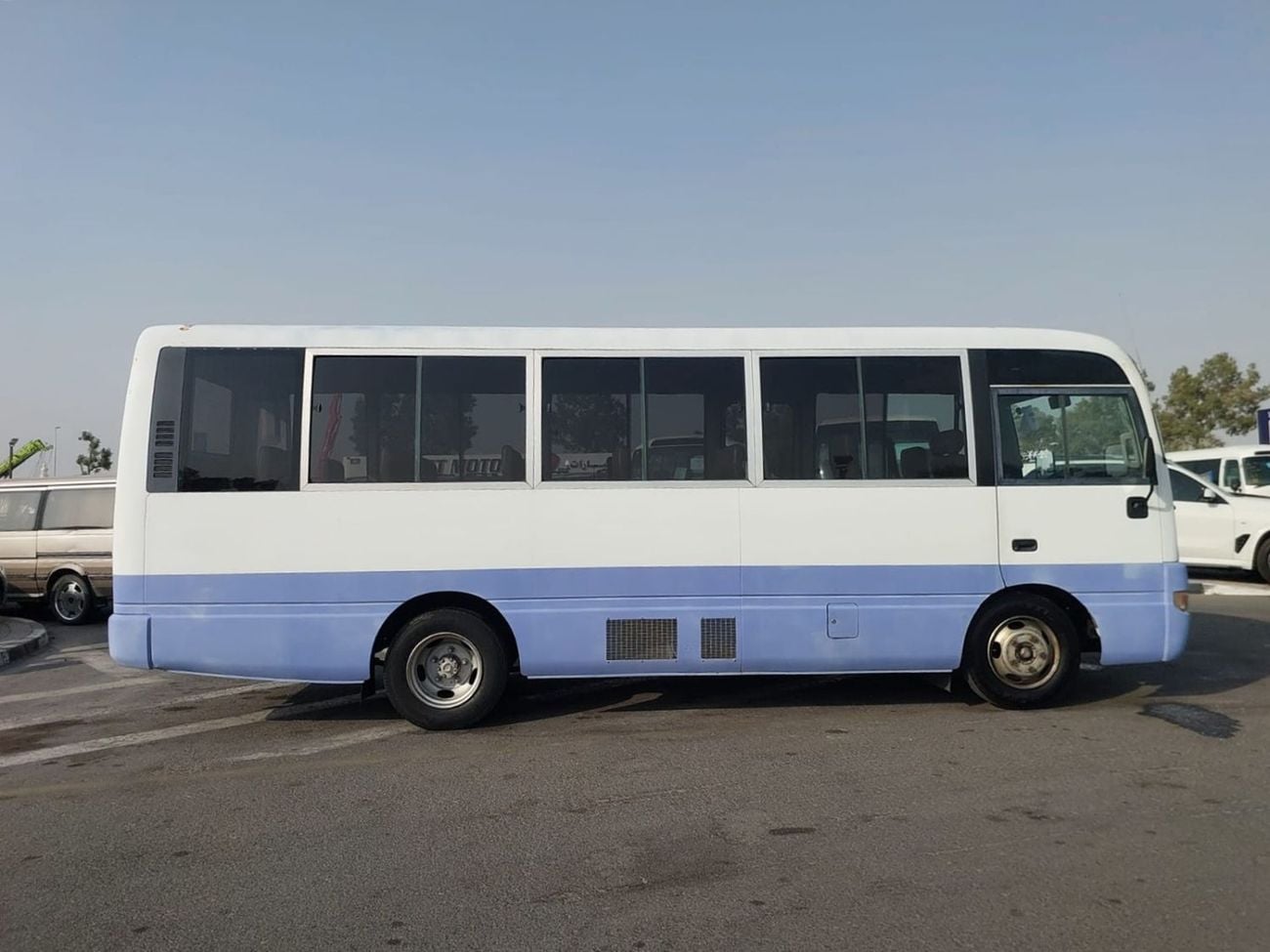 Nissan Civilian (RAMADAN OFFER) NISSAN CIVILIAN BUS RHD 2000 MODEL 4.1 L DIESEL AUTOMATIC(PM00168)