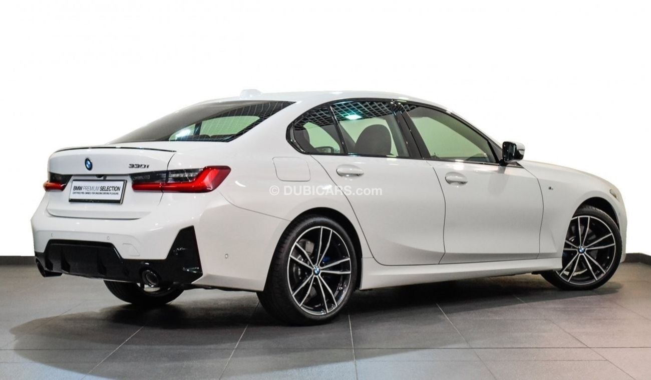 بي أم دبليو 330i I