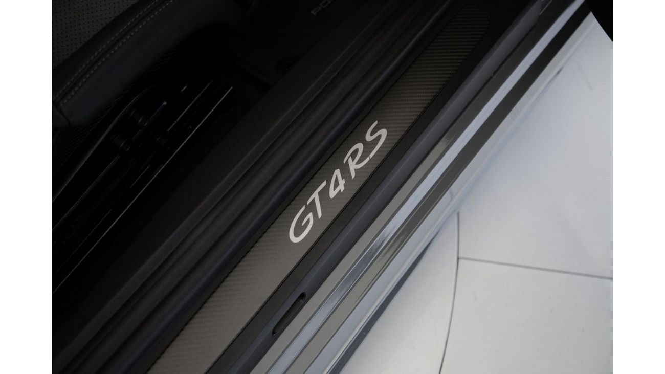 Porsche 718 Cayman GT4 RS