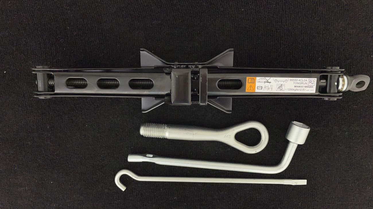 Nissan XTrail S 2.5 | Zero Down Payment | Free Home Test Drive