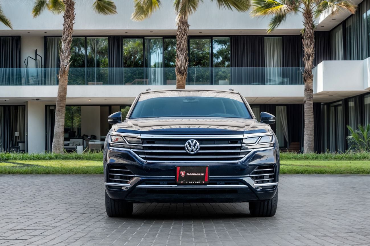 Volkswagen Touareg Highline Touareg Highline | 2,155 P.M | 0% Downpayment | TOUAREG HIGHLINE VOLKSWAGEN MAINTAINED