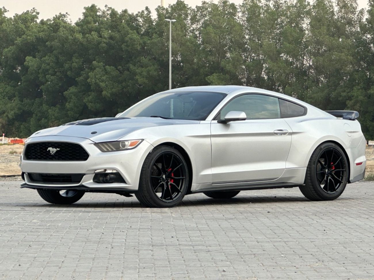 Ford Mustang MODEL 2016 car perfect condition inside and outside full option