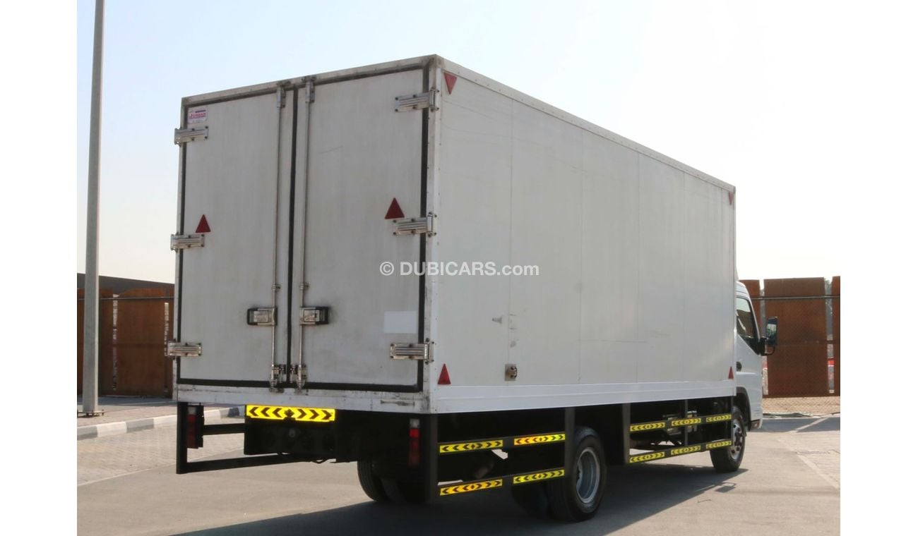 Mitsubishi Fuso Canter 2017 | MITSUBISHI CANTER HD DRY BOX - WITH GCC SPECS AND EXCELLENT CONDITION