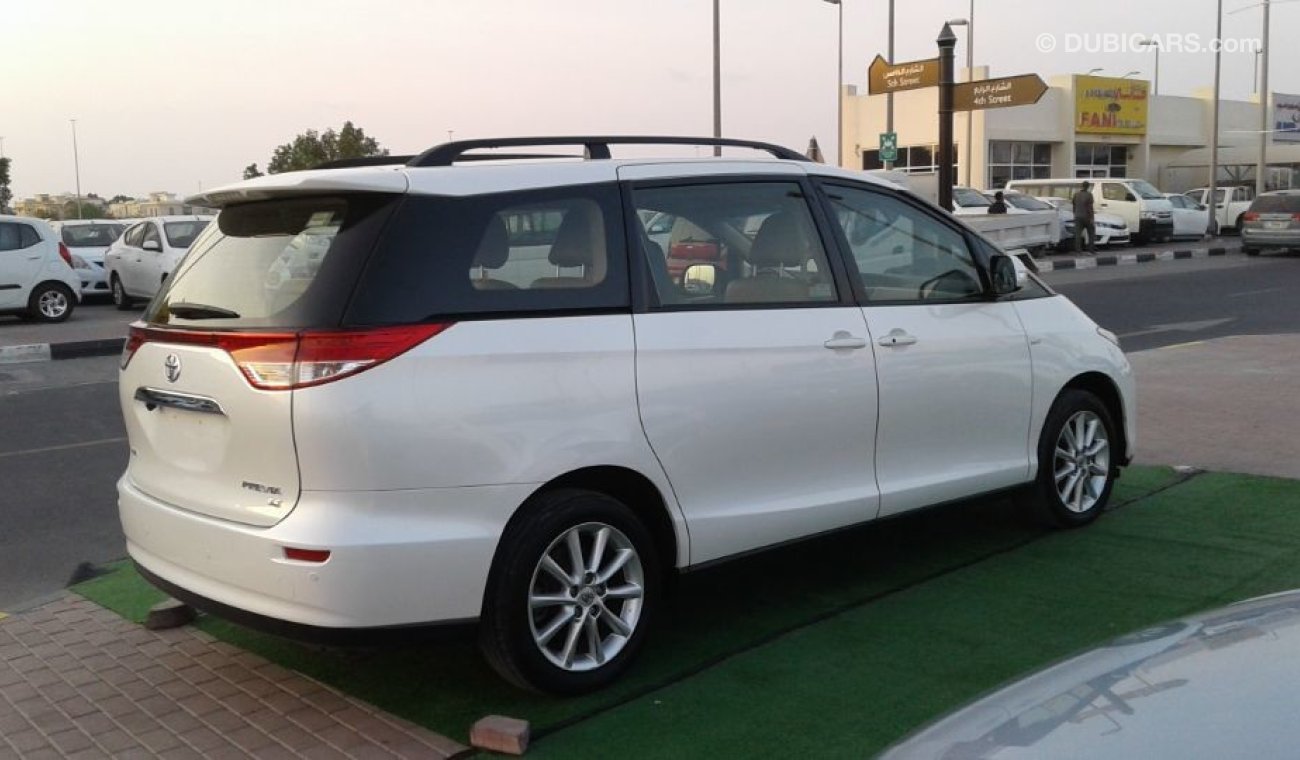 Toyota Previa Toyota previa 2015 white