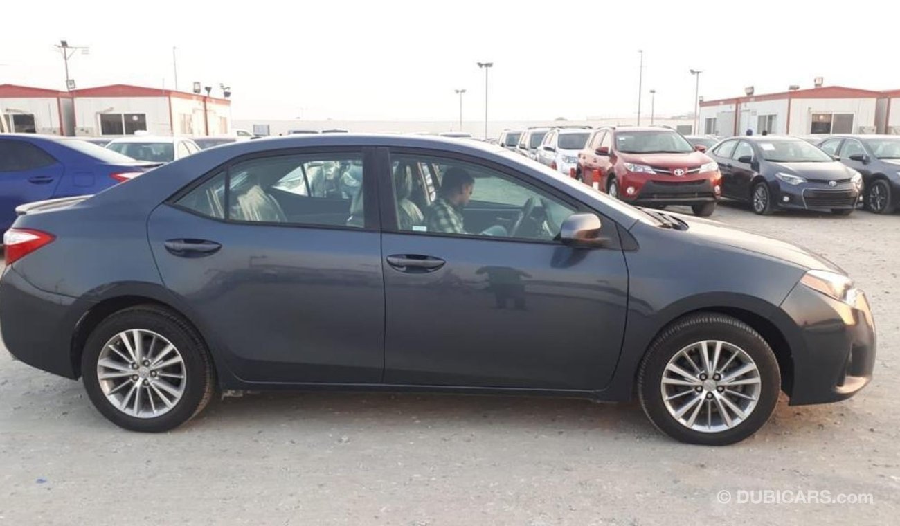 Toyota Corolla 2014 With Sunroof