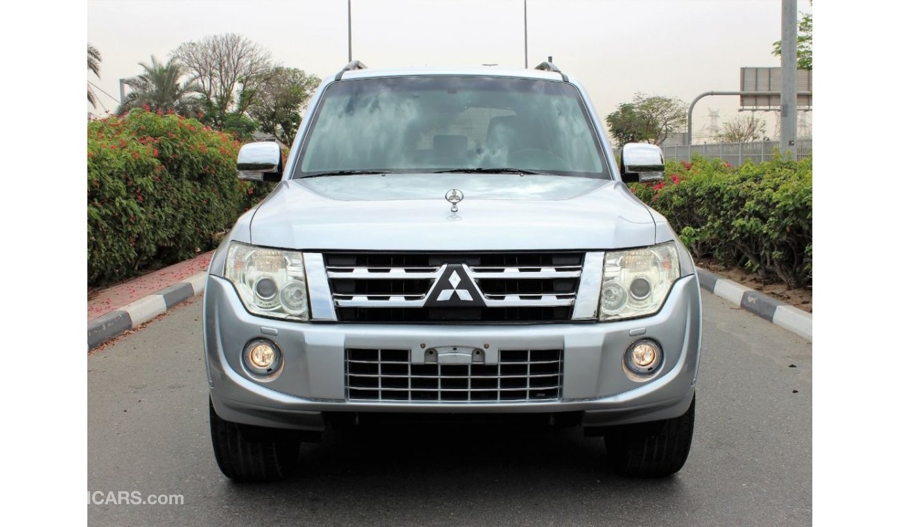 Mitsubishi Pajero 2012 / 3.8/ GCC/ FULL SERVICE HISTORY / 100% ORIGINAL PAINT