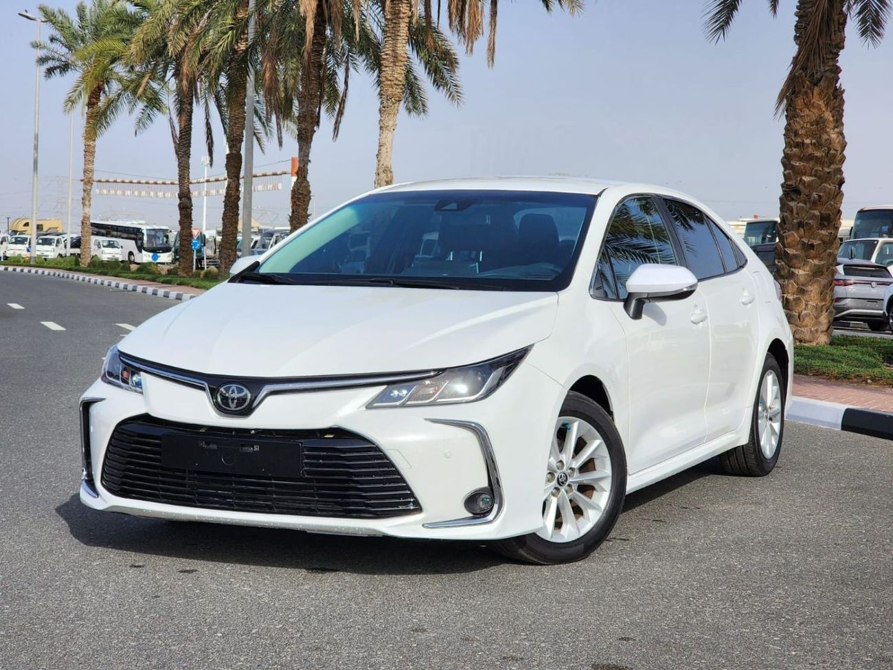 تويوتا كورولا XLI اكزكيتيف هجين