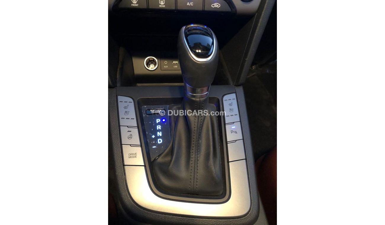 Hyundai Elantra Hyundai Elantra (Full Option GLS 2.0 cc )