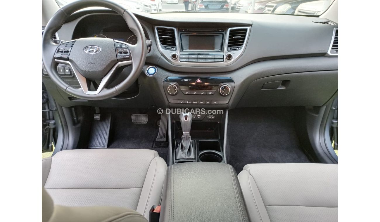 Hyundai Tucson CLEAN TITLE 2016 model, agency paint, 1600 CC, turbo, fingerprint, cruise control, rear spoiler, in