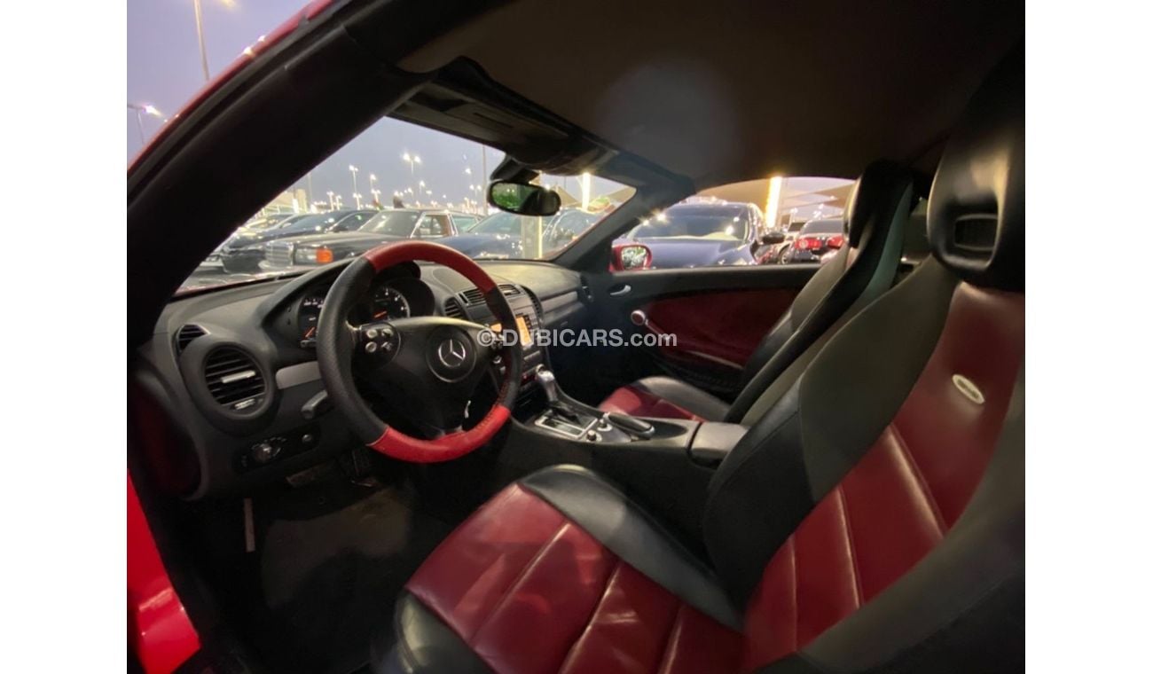 Mercedes-Benz SLK 55 AMG Mercedes Benz SLK 55 AMG, convertible, GCC, in perfect condition