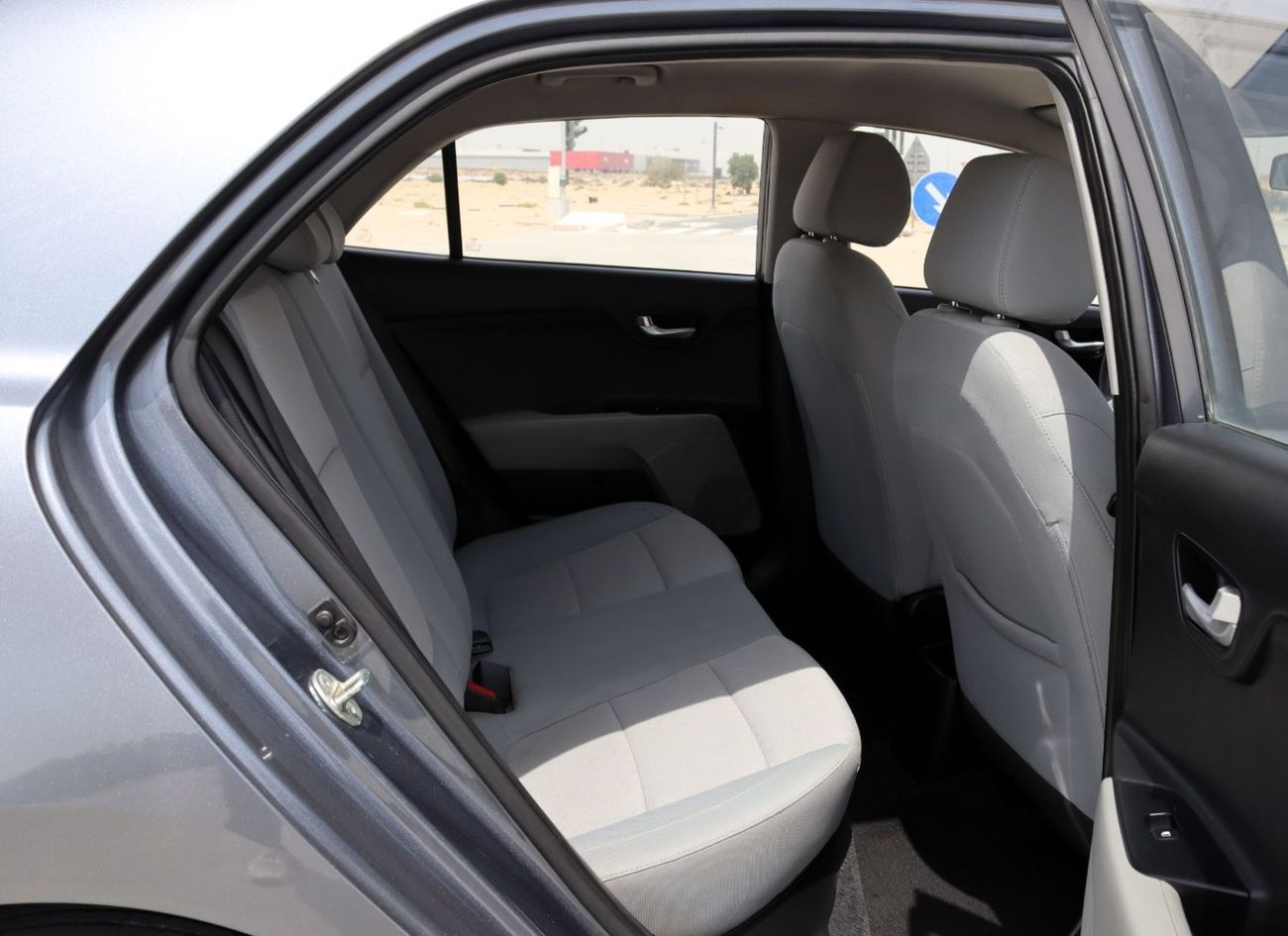 Kia Rio EX 1.4L (100 HP) Hatchback