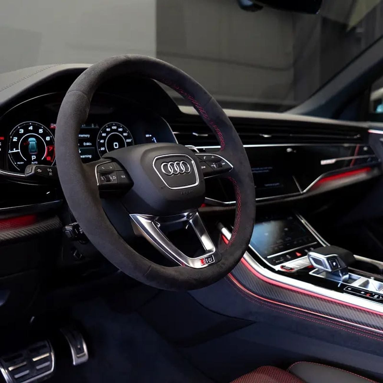 أودي RSQ8 12,840 pm • 0% Down payment • Performance • Agency warranty